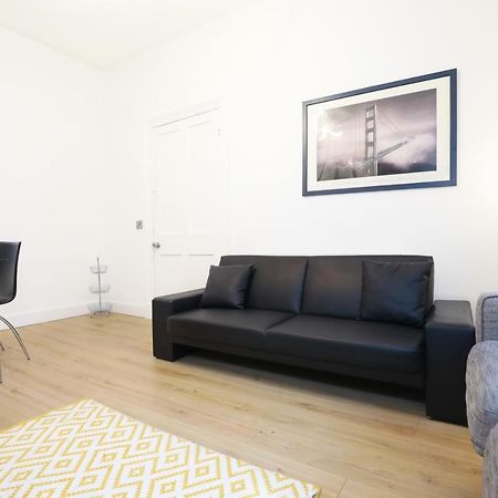 Stunning Modern 3 Bedroom Apartment Edinburgh Ngoại thất bức ảnh