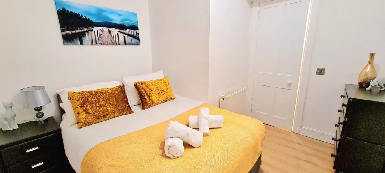Stunning Modern 3 Bedroom Apartment Edinburgh Ngoại thất bức ảnh