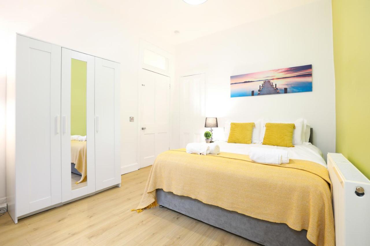 Stunning Modern 3 Bedroom Apartment Edinburgh Ngoại thất bức ảnh