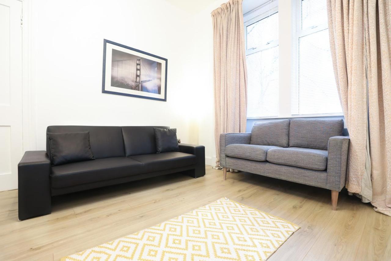 Stunning Modern 3 Bedroom Apartment Edinburgh Ngoại thất bức ảnh