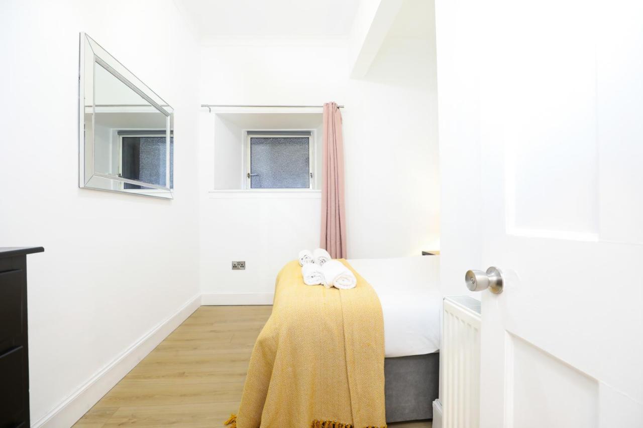 Stunning Modern 3 Bedroom Apartment Edinburgh Ngoại thất bức ảnh